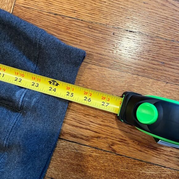 Sacred heart university hoodie‎ - Picture 6 of 6